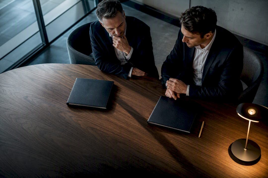 MAC-Klausel bei M&A: Absicherung zwischen Signing und Closing